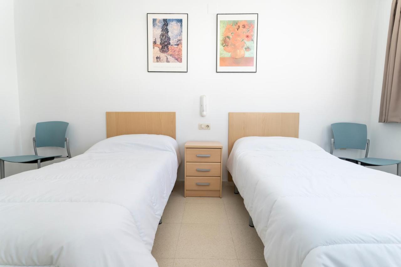 Inturjoven Hostel *