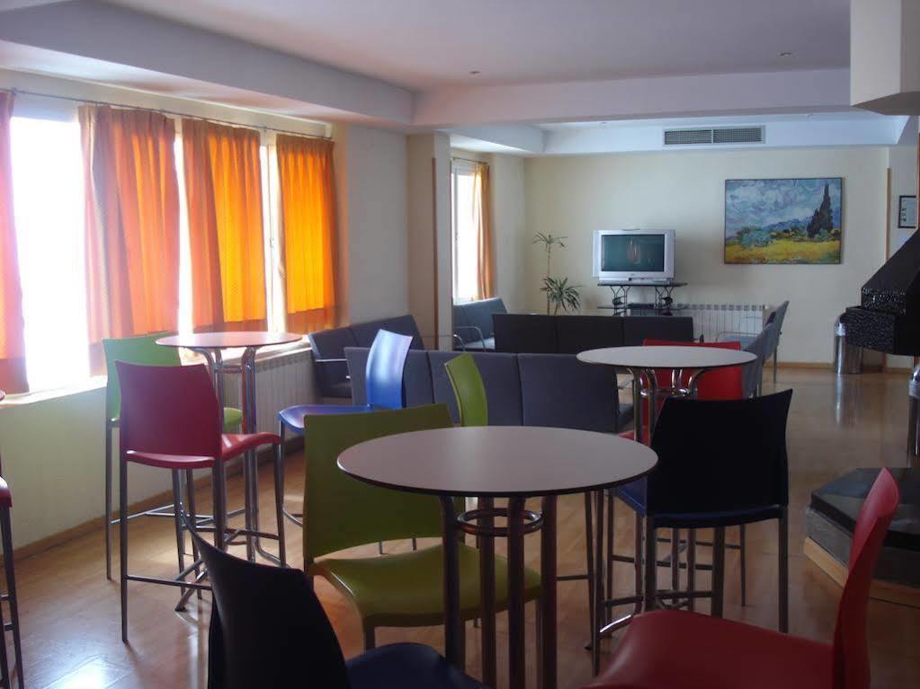 Inturjoven Hostel